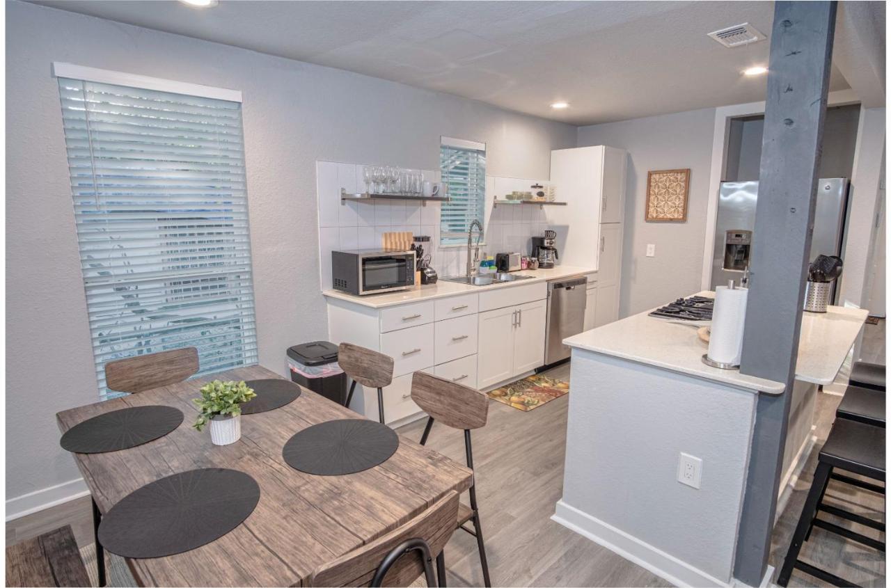 Stylish 4 Br2Ba Renovated Home Near Downtown 샌안토니오 외부 사진